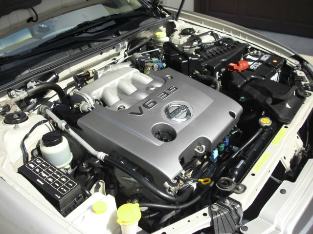 Nissan Maxima 2002 photo 2