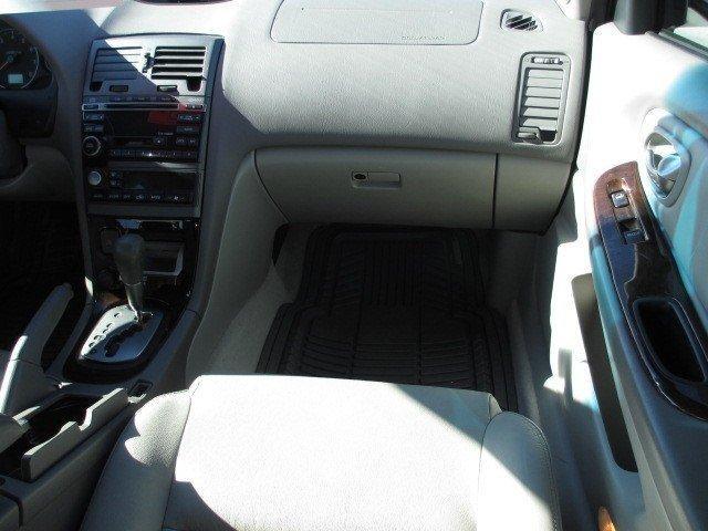 Nissan Maxima 2002 photo 5