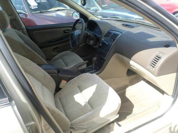 Nissan Maxima 2002 photo 2