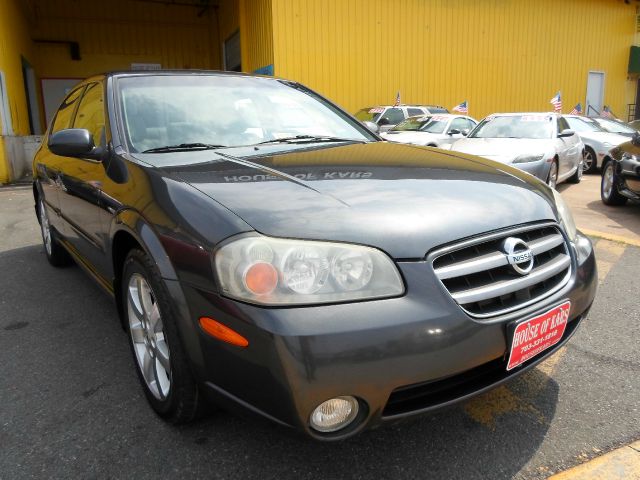 Nissan Maxima 2003 photo 2