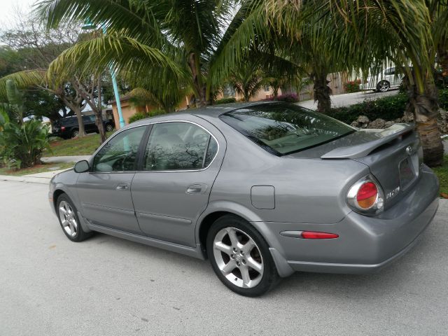 Nissan Maxima 2003 photo 1