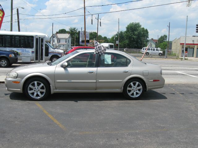 Nissan Maxima 2003 photo 1