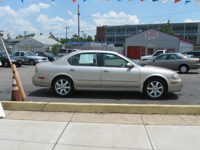 Nissan Maxima 2003 photo 2