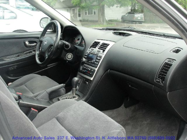 Nissan Maxima 2003 photo 2