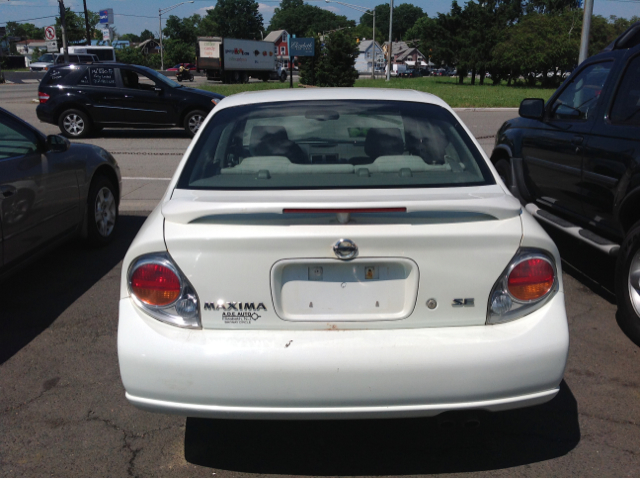 Nissan Maxima 2003 photo 1