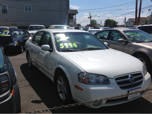 Nissan Maxima 2003 photo 2