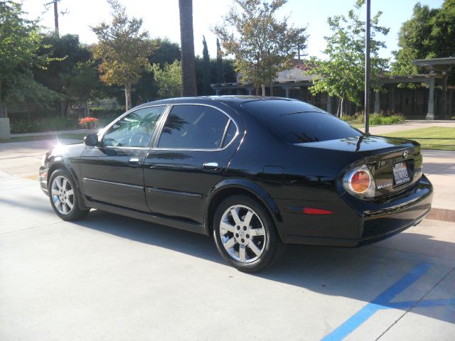 Nissan Maxima 3.0 Quattro Sedan