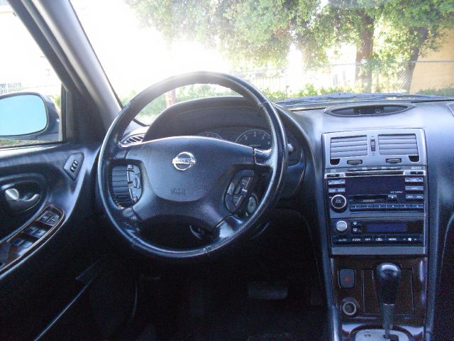 Nissan Maxima 2003 photo 2