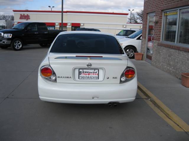 Nissan Maxima 2003 photo 4