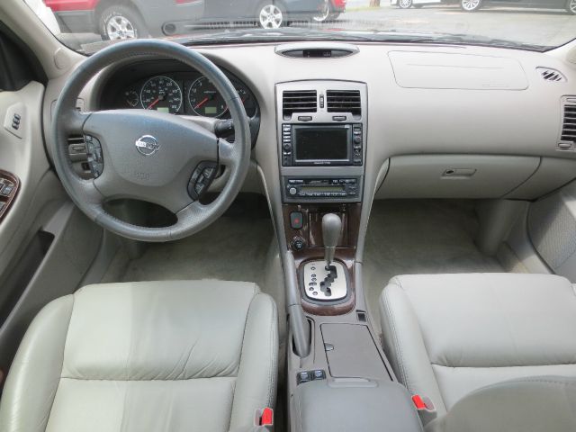 Nissan Maxima 2003 photo 14