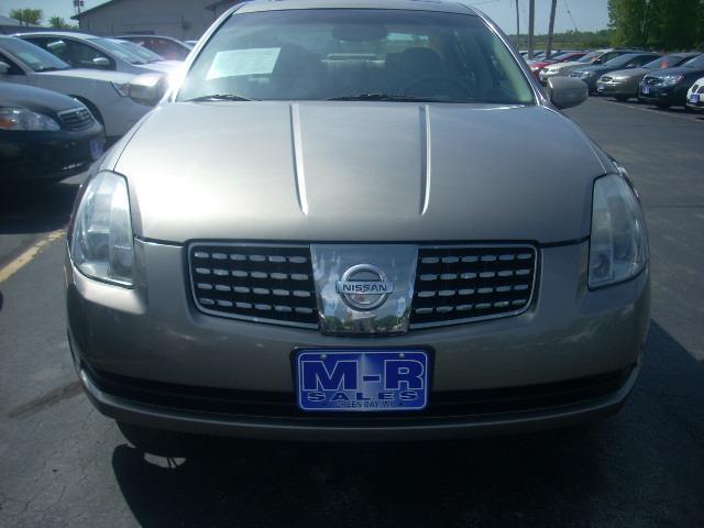 Nissan Maxima 2004 photo 2