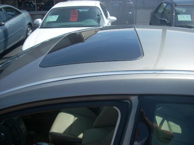 Nissan Maxima 2004 photo 9