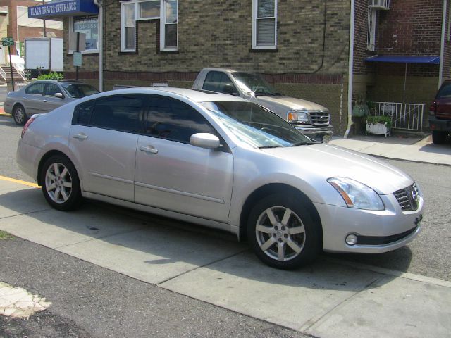 Nissan Maxima 2004 photo 4