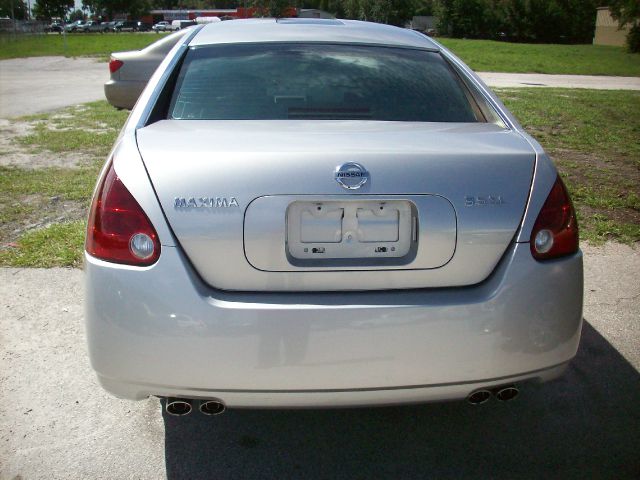 Nissan Maxima LS S Sedan