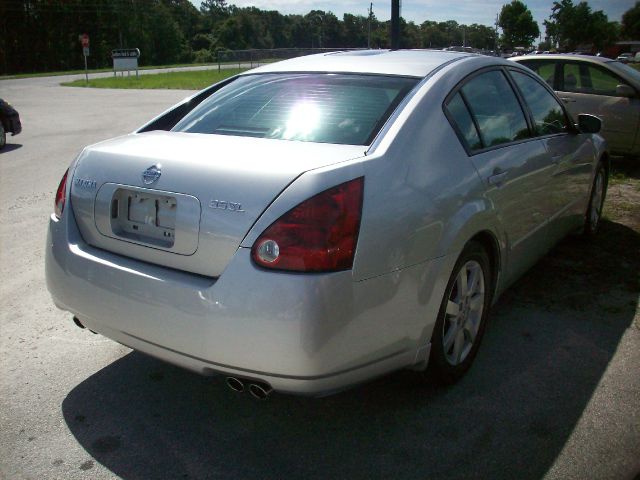 Nissan Maxima 2004 photo 1