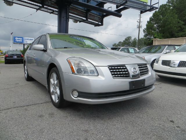 Nissan Maxima 2004 photo 1