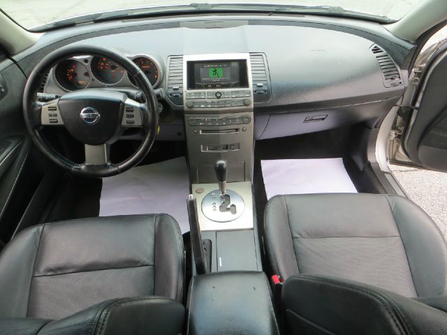 Nissan Maxima 2004 photo 17