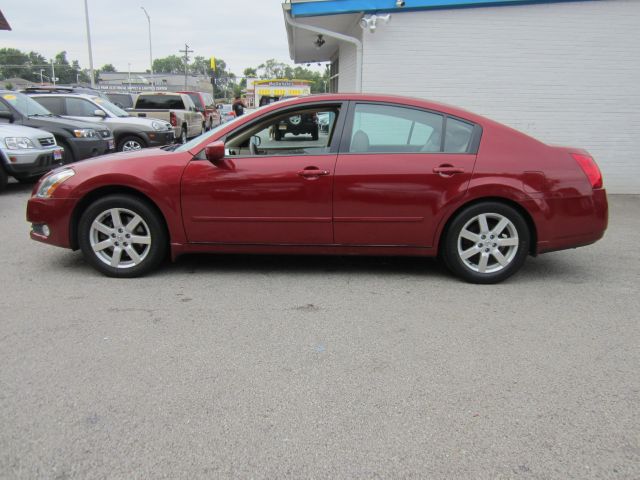 Nissan Maxima 2004 photo 1