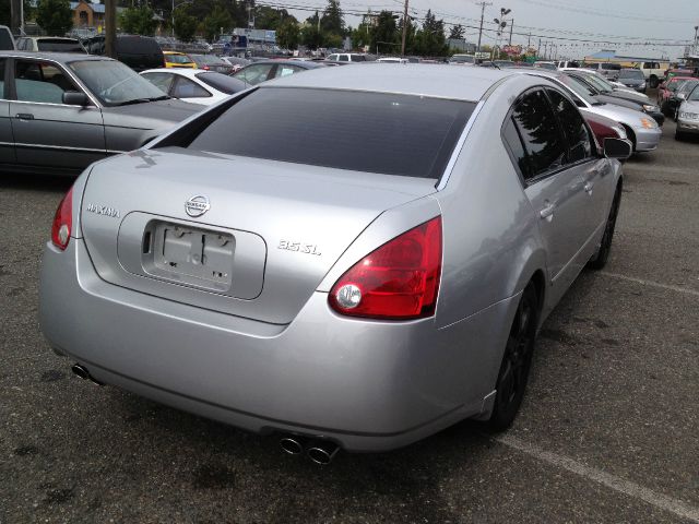 Nissan Maxima 2004 photo 2