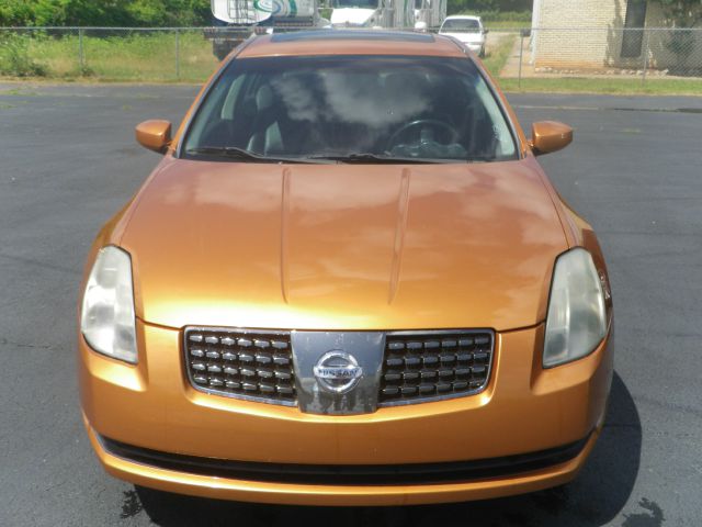 Nissan Maxima 2004 photo 1