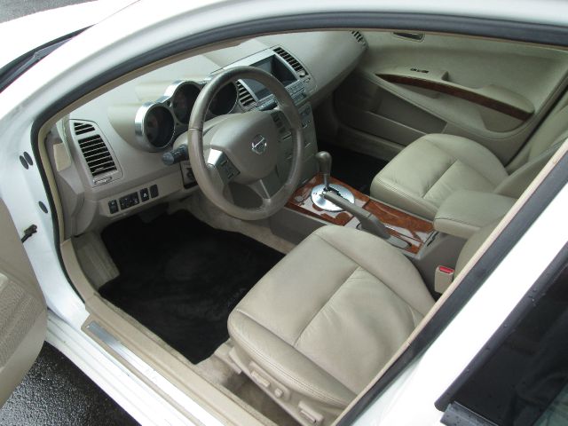 Nissan Maxima 2004 photo 1