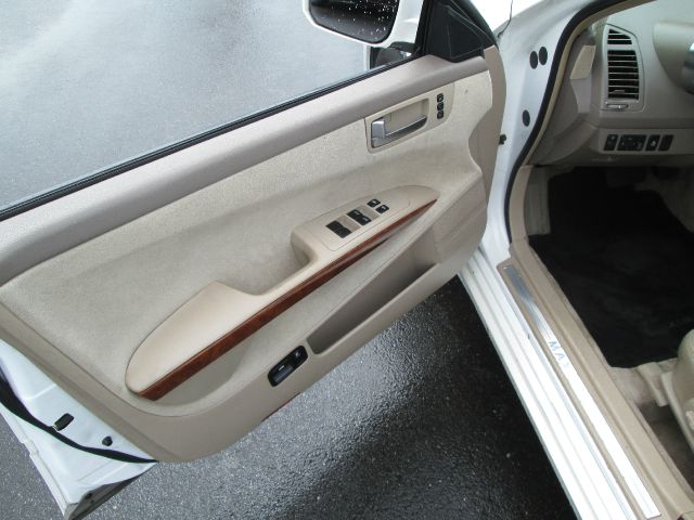 Nissan Maxima 2004 photo 2