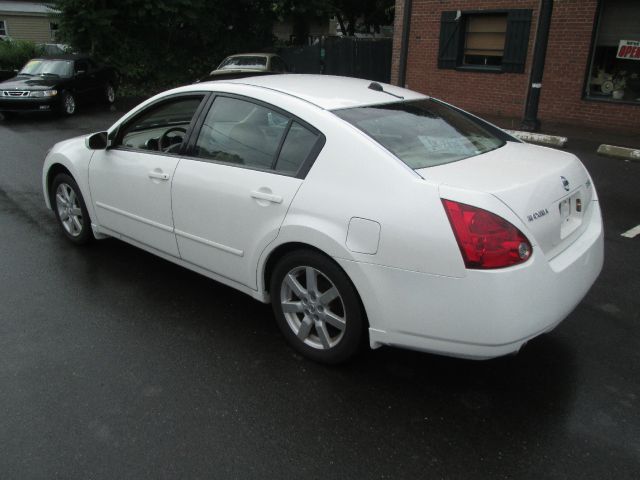 Nissan Maxima 2004 photo 4