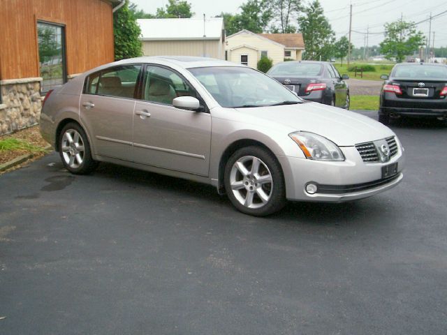 Nissan Maxima 2004 photo 1