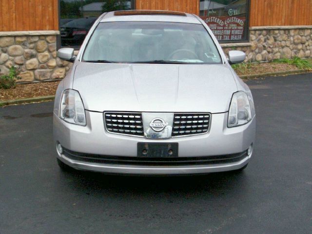 Nissan Maxima 2004 photo 2