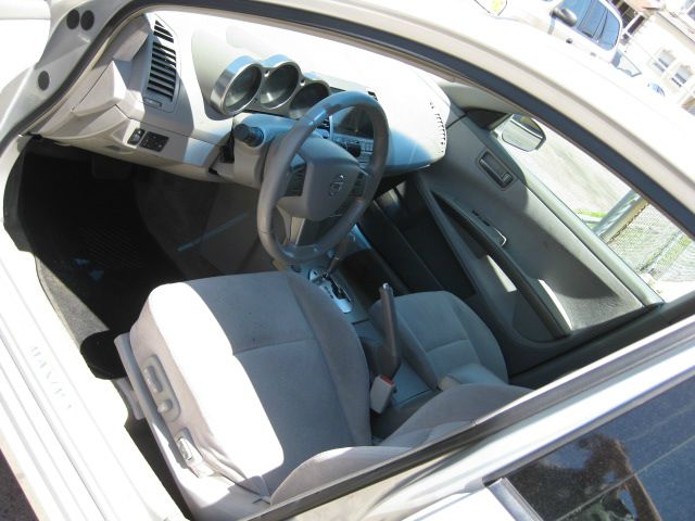 Nissan Maxima 2004 photo 1