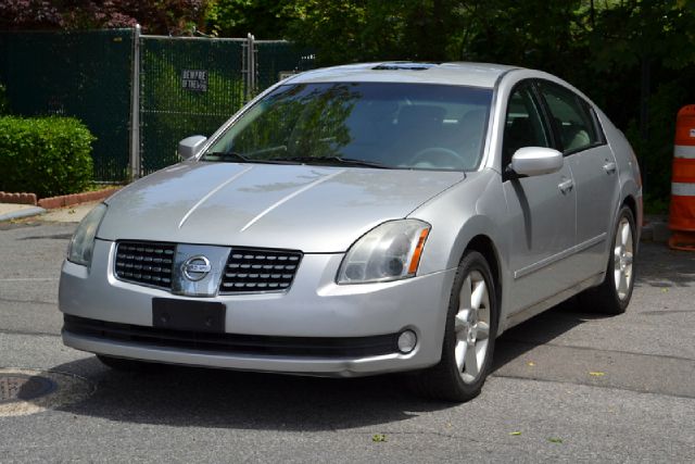 Nissan Maxima 2004 photo 16