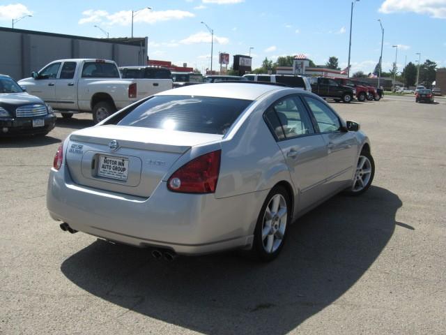 Nissan Maxima 2004 photo 5