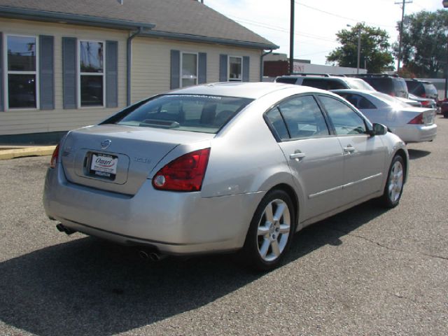 Nissan Maxima 2004 photo 4