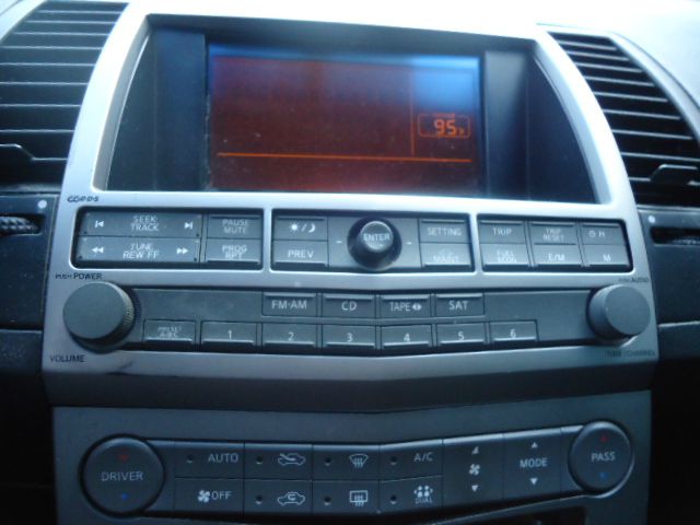 Nissan Maxima 2004 photo 11