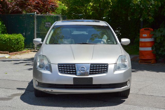 Nissan Maxima LS S Sedan