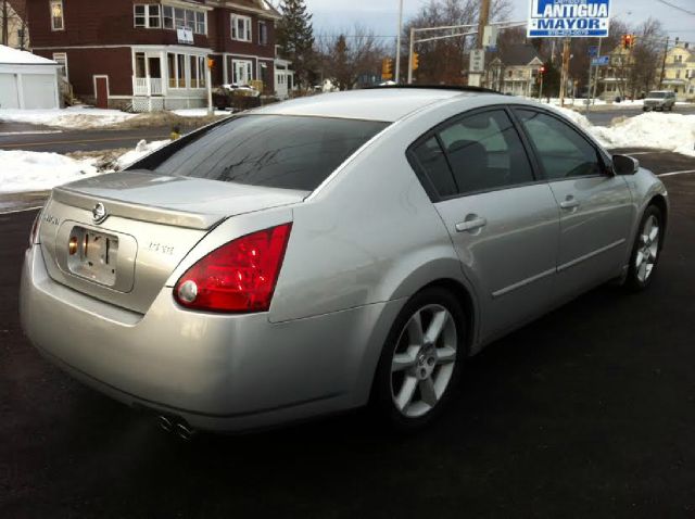 Nissan Maxima 2004 photo 2