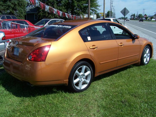 Nissan Maxima 2004 photo 2