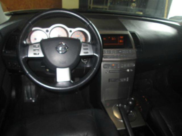 Nissan Maxima 2004 photo 1