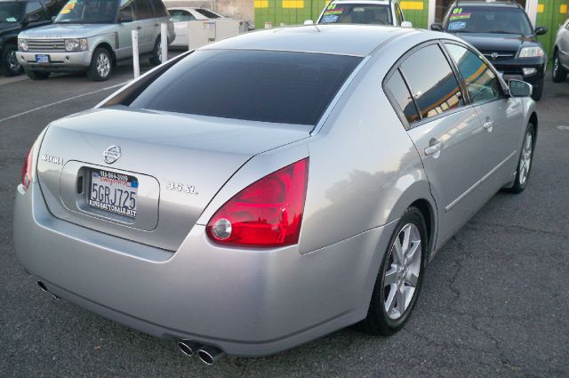 Nissan Maxima LS S Sedan