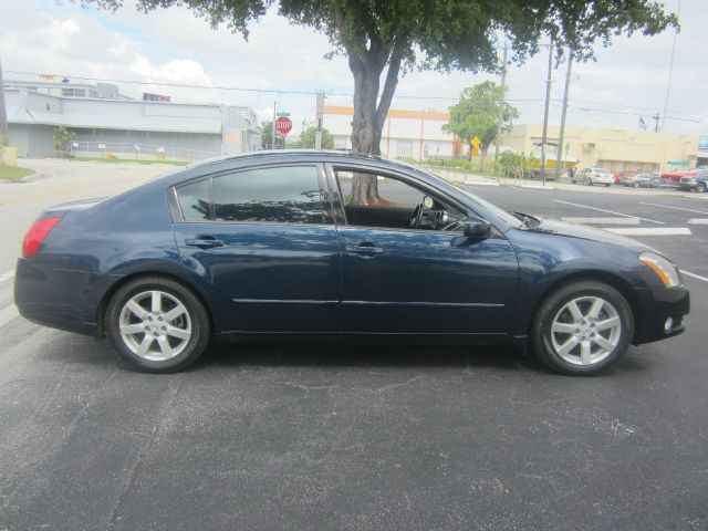 Nissan Maxima 2004 photo 10