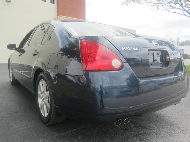 Nissan Maxima 2004 photo 4