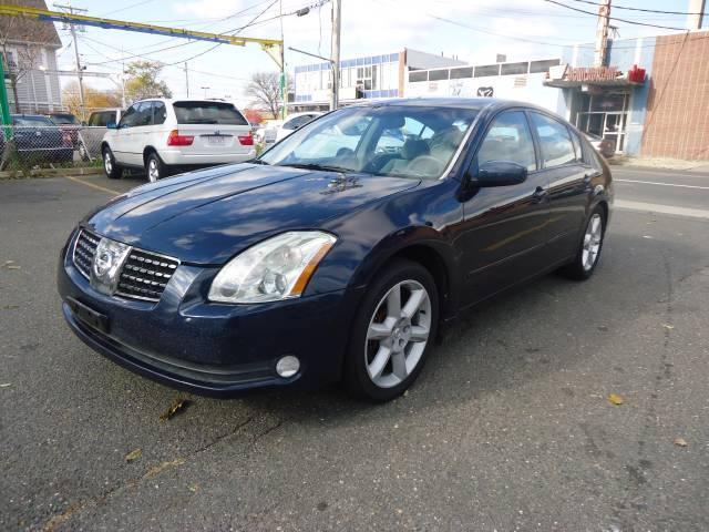 Nissan Maxima 2004 photo 2