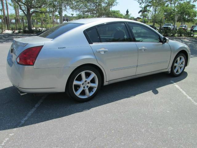 Nissan Maxima 2004 photo 4