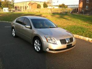 Nissan Maxima 2004 photo 1