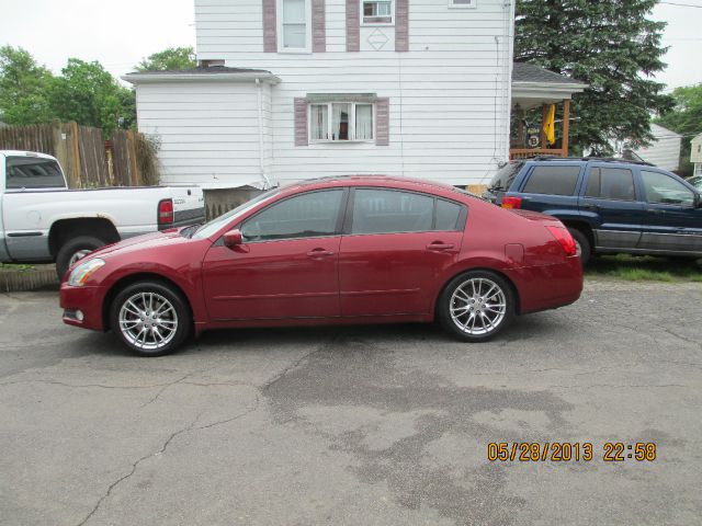 Nissan Maxima 2004 photo 1