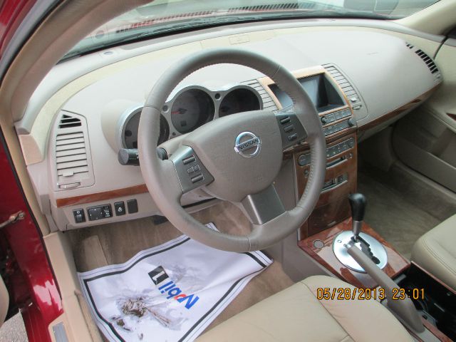 Nissan Maxima 2004 photo 2