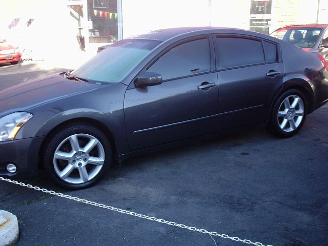 Nissan Maxima 2004 photo 2