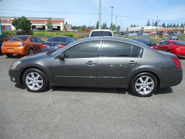 Nissan Maxima 2004 photo 1