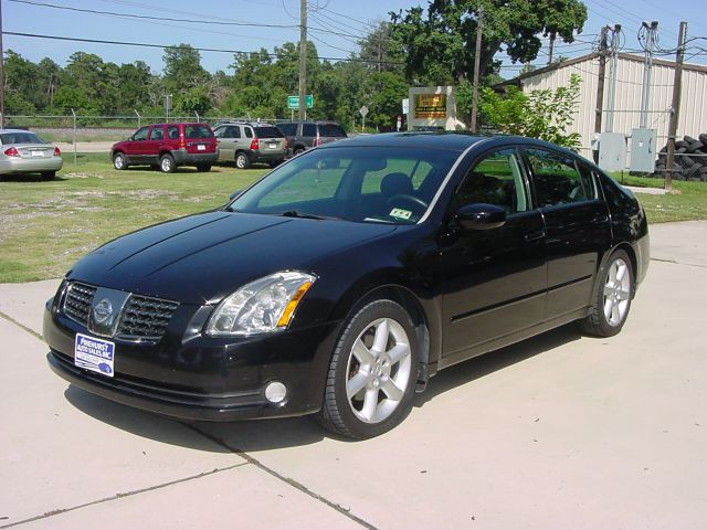 Nissan Maxima 2004 photo 2