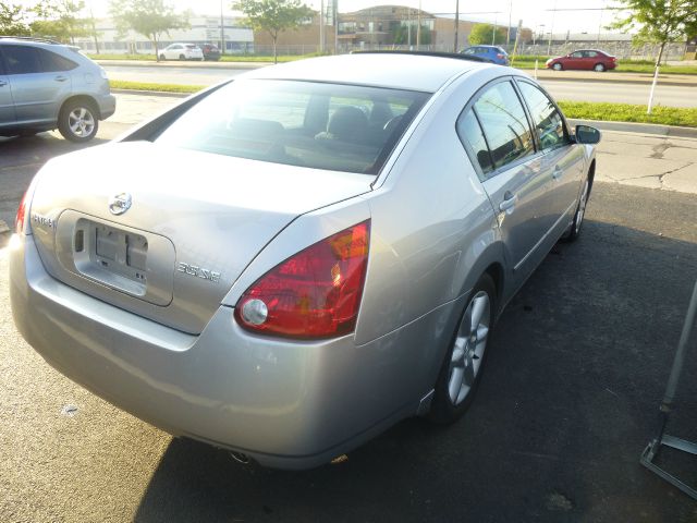 Nissan Maxima 2004 photo 11